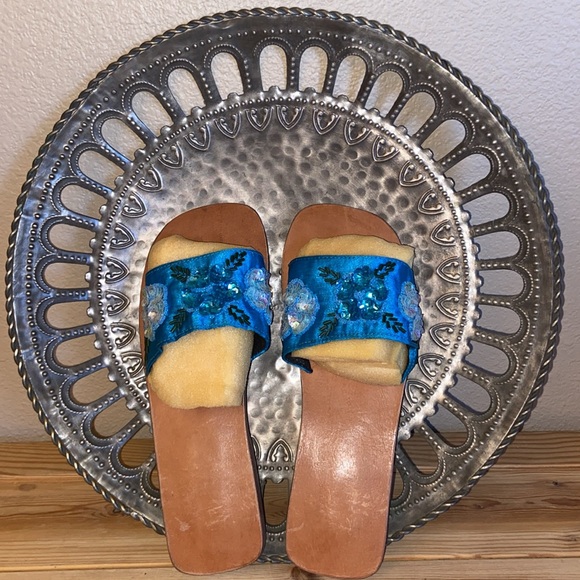 NEW! Turquoise Floral Beaded Embellished Sequined Slides Sandals Flats Size 5 - Picture 4 of 14